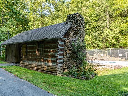 Elkhorn Lodge- Three-Bedroom Cabin Gatlinburg Exterior photo